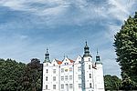 Ahrensburger_Schloss__c__sh-tourismus.de.jpg