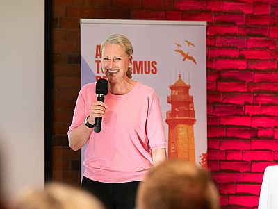 Harriet Heise führte als Moderatorin durch die Veranstaltung. 