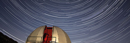Wanderausstellung „Astronomie für alle“ im Museum Tuch + Technik - zum Artikel 'Neues aus der Welt der Kunst im echten Norden'