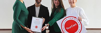  - zum Artikel 'Tourismus-Agentur Schleswig-Holstein GmbH erhält TourCert-Zertifizierung für Nachhaltigkeit und Unternehmensverantwortung'