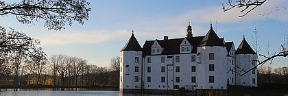  - til artiklen 'Dansk historie lever videre blandt slotte og herregårde i Slesvig-Holsten'